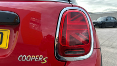 MINI Hatchback 135kW Cooper S Level 3 33kWh 3dr Auto Electric Hatchback